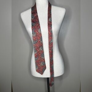 Liberty of London Red Paisley Silk Tie Made in England Classic Luxury